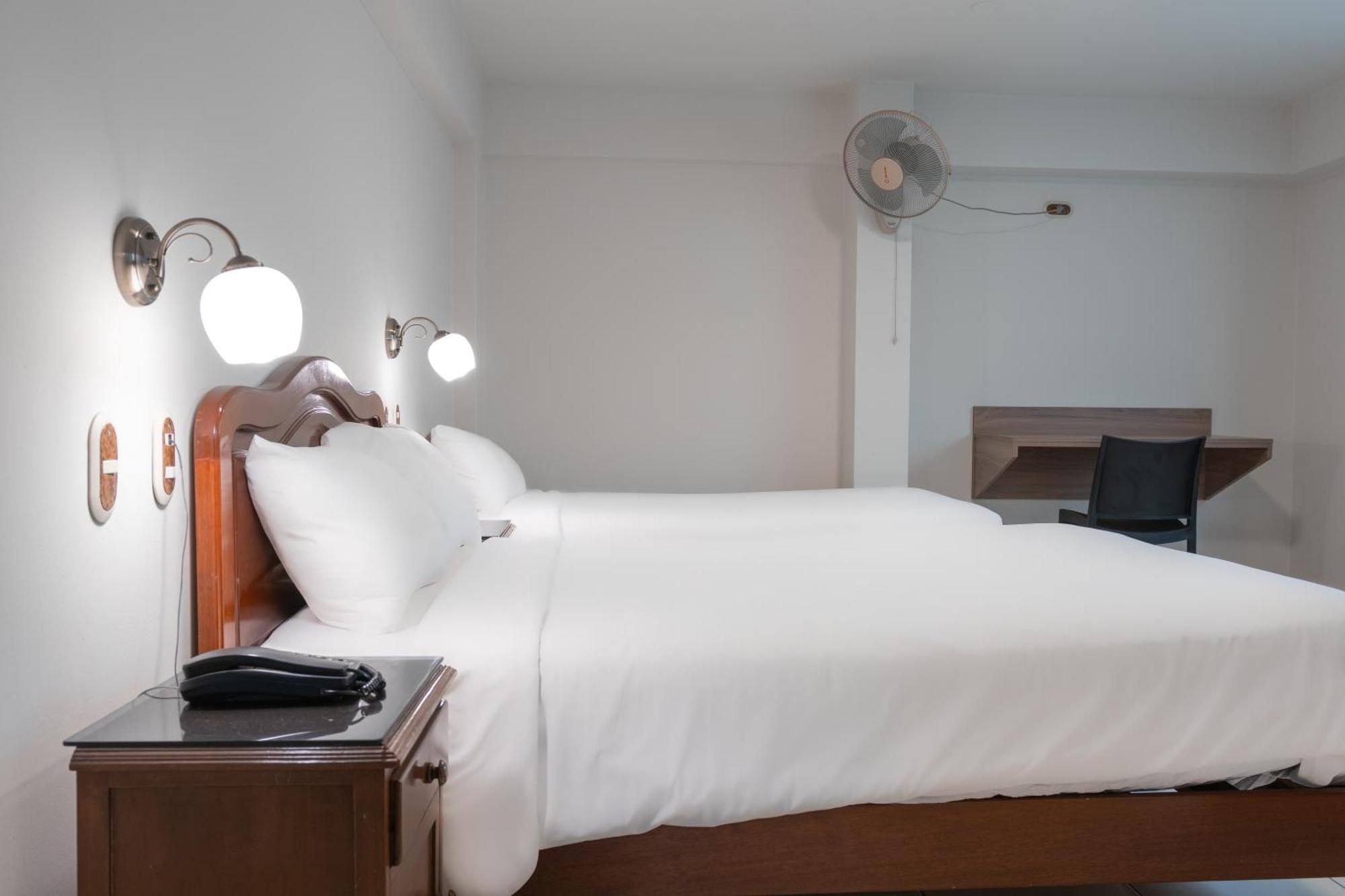 Hotel Alexander Trujillo Cameră foto