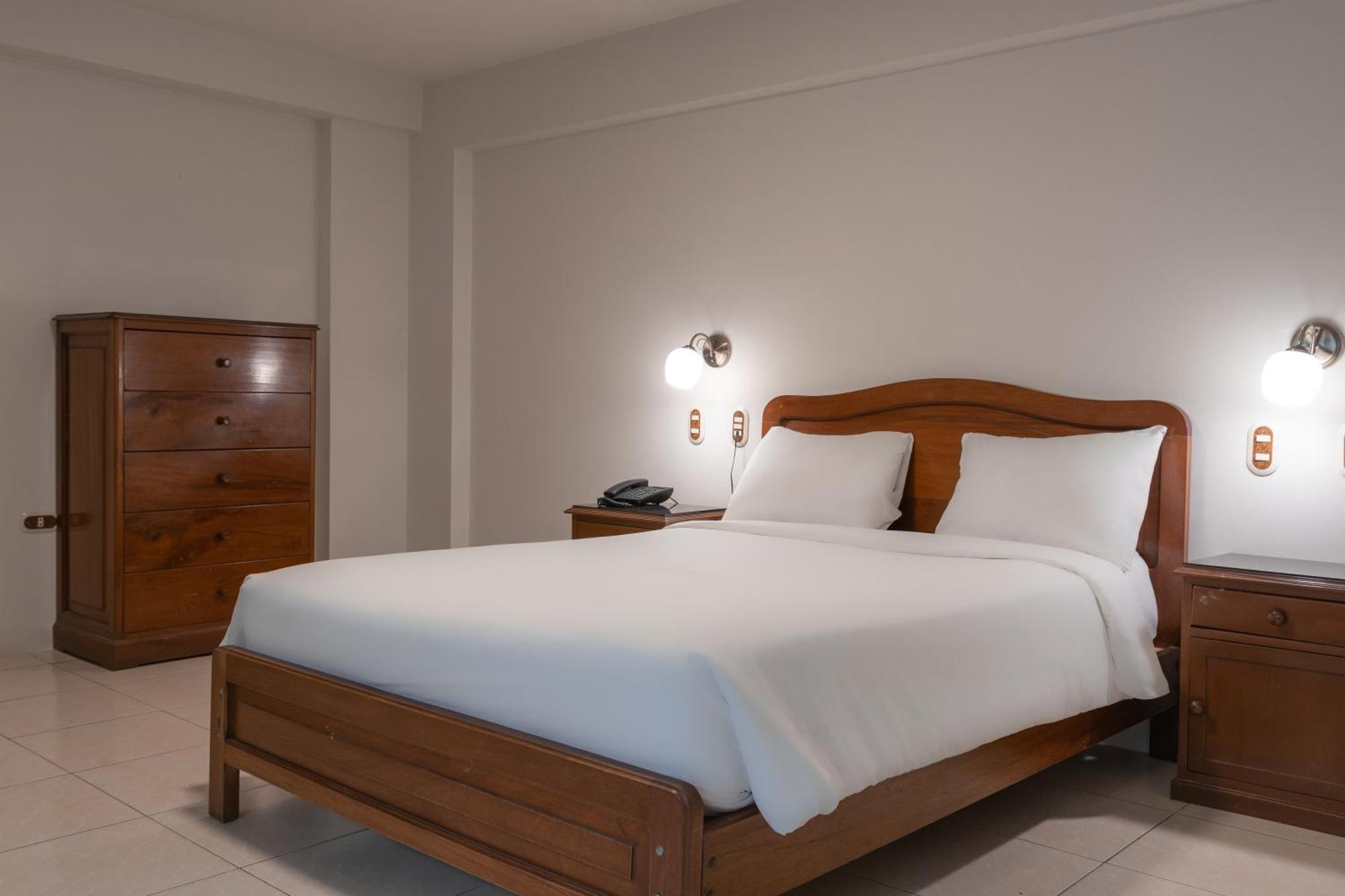 Hotel Alexander Trujillo Cameră foto